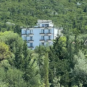 Season Dhërmi